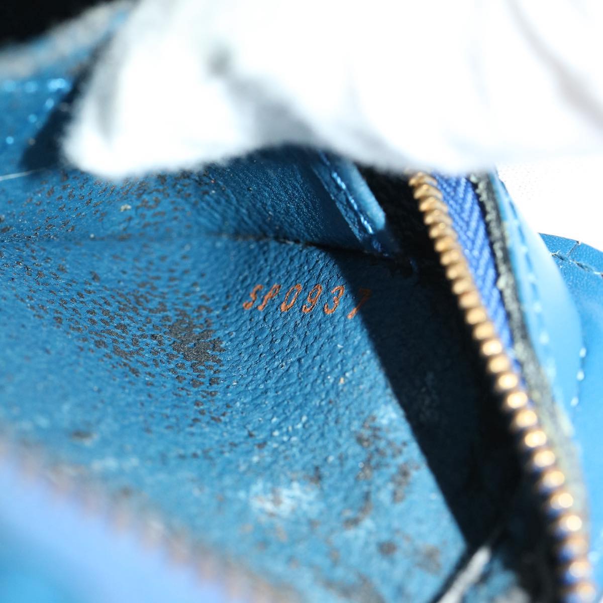 LOUIS VUITTON Epi Dauphine PM Pouch Blue M48445 LV Auth ti1020