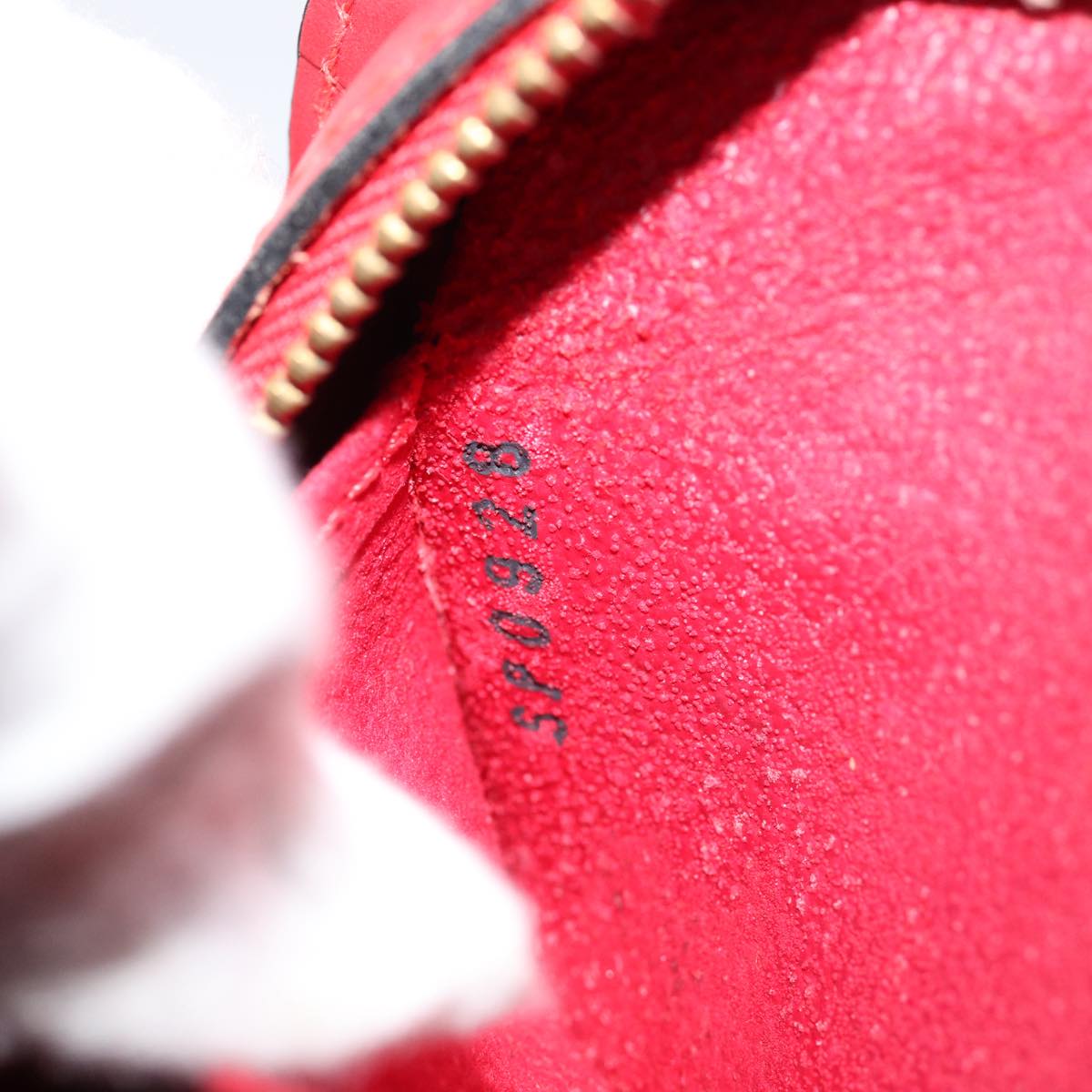 LOUIS VUITTON Epi Dauphine PM Pouch Castilian Red M48447 LV Auth ti2011