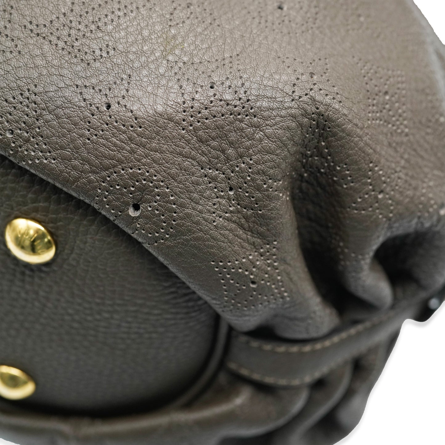 Louis Vuitton Gris Elephant Mahina XS Hobo