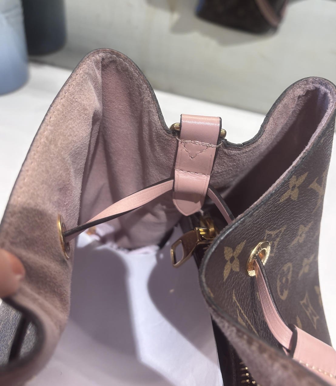 Louis Vuitton Neo Noe - Rose Poudre