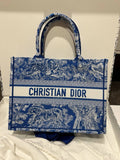 Dior Book Tote Medium Dioriviera Toile De Jouy Fluorescent Blue