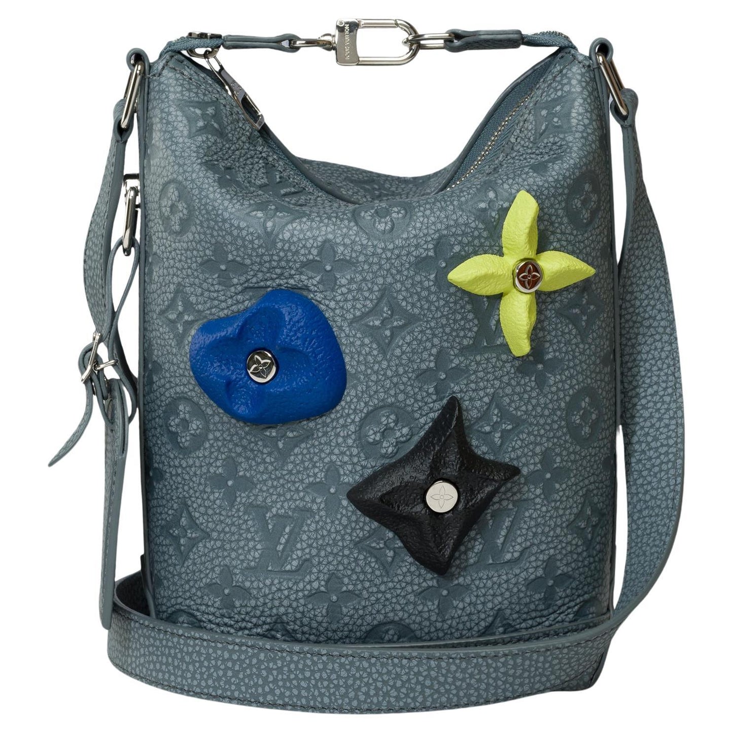 LOUIS VUITTON Virgil Abloh Fall-Winter 2022 Hobo Cruiser in grey leather, SHW