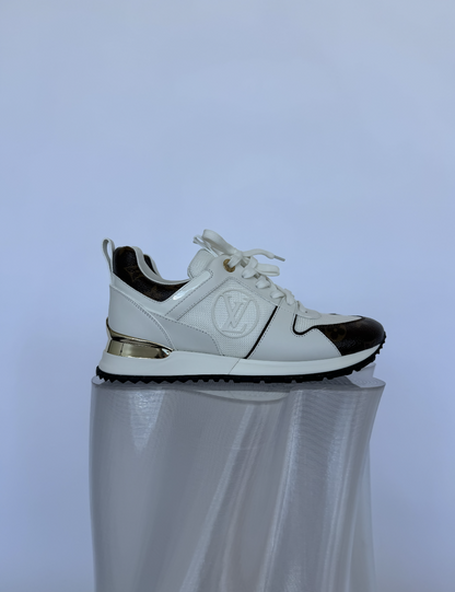 Louis Vuitton Run Away Trainer – FULL SET