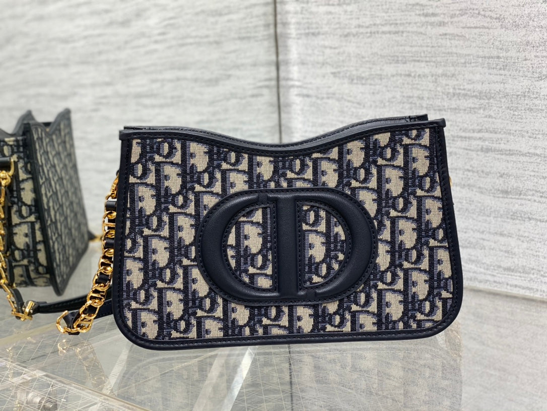 CD SIGNATURE HOBO 23.5CM BLUE OBLIQUE EMBROIDERY Amelia