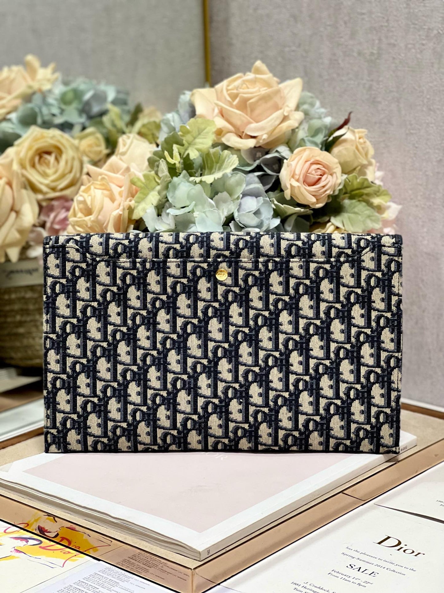 30 MONTAIGNE 30CM BLUE OBLIQUE EMBROIDERY Amelia