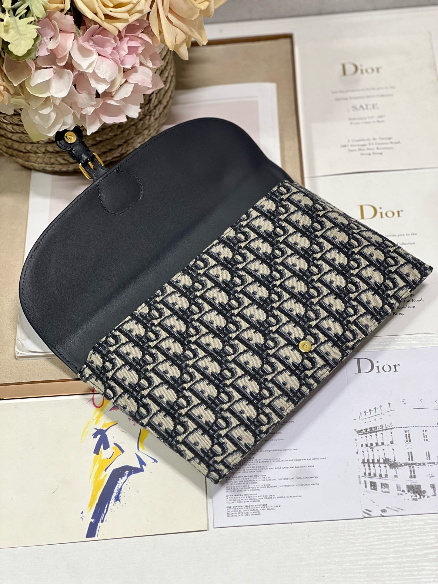 CD BOAmeliaY 27CM BLUE OBLIQUE EMBROIDERY