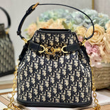 CEST CD 24CM BLUE OBLIQUE EMBROIDERY Amelia