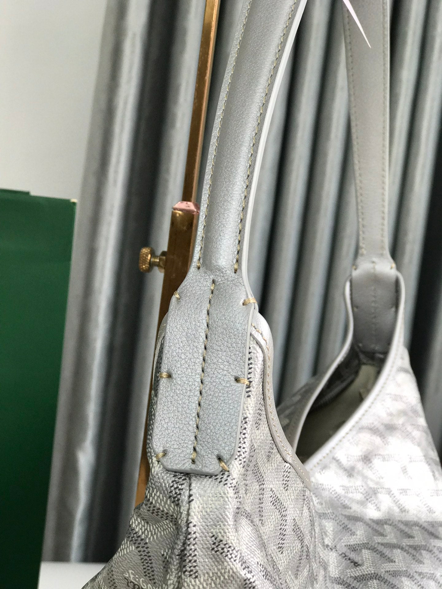 HOBO BOHEME 42CM LIGHT GREY CANVAS Amelia Amelia