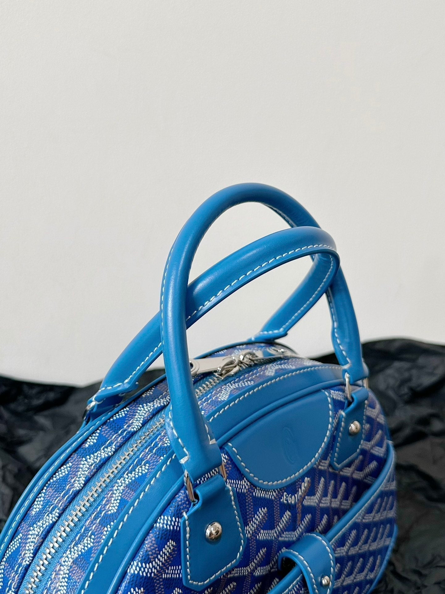 GOYA BOWLING BALL SMALL BLUE CANVAS Amelia Amelia