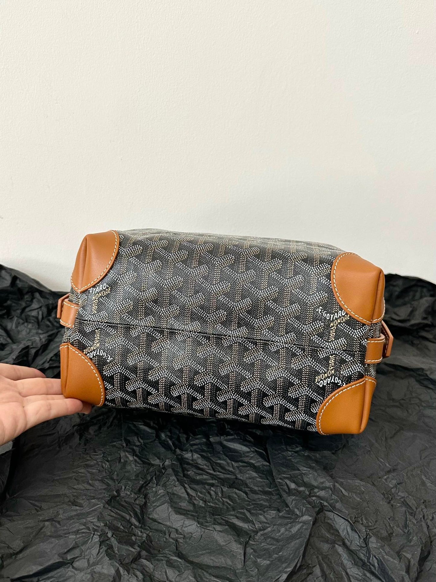 GOYA COSMETIC BAG 24CM BLACK AND TAN CANVAS Amelia