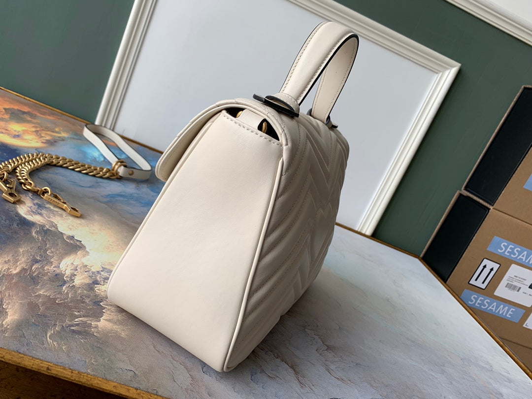 GG Marmont 26.5cm White Calfskin Gold Hardware Amelia Amelia