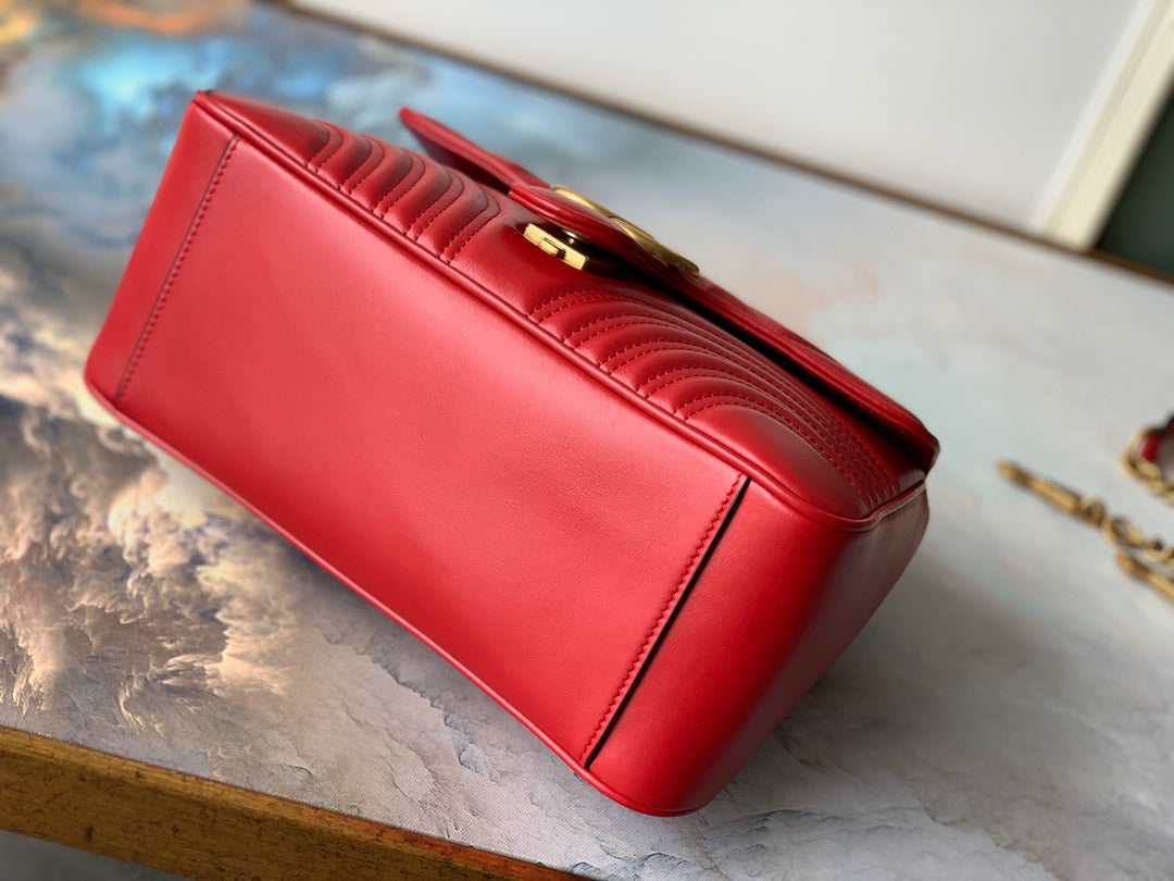 GG Marmont 26.5cm Red Calfskin Gold Hardware Amelia