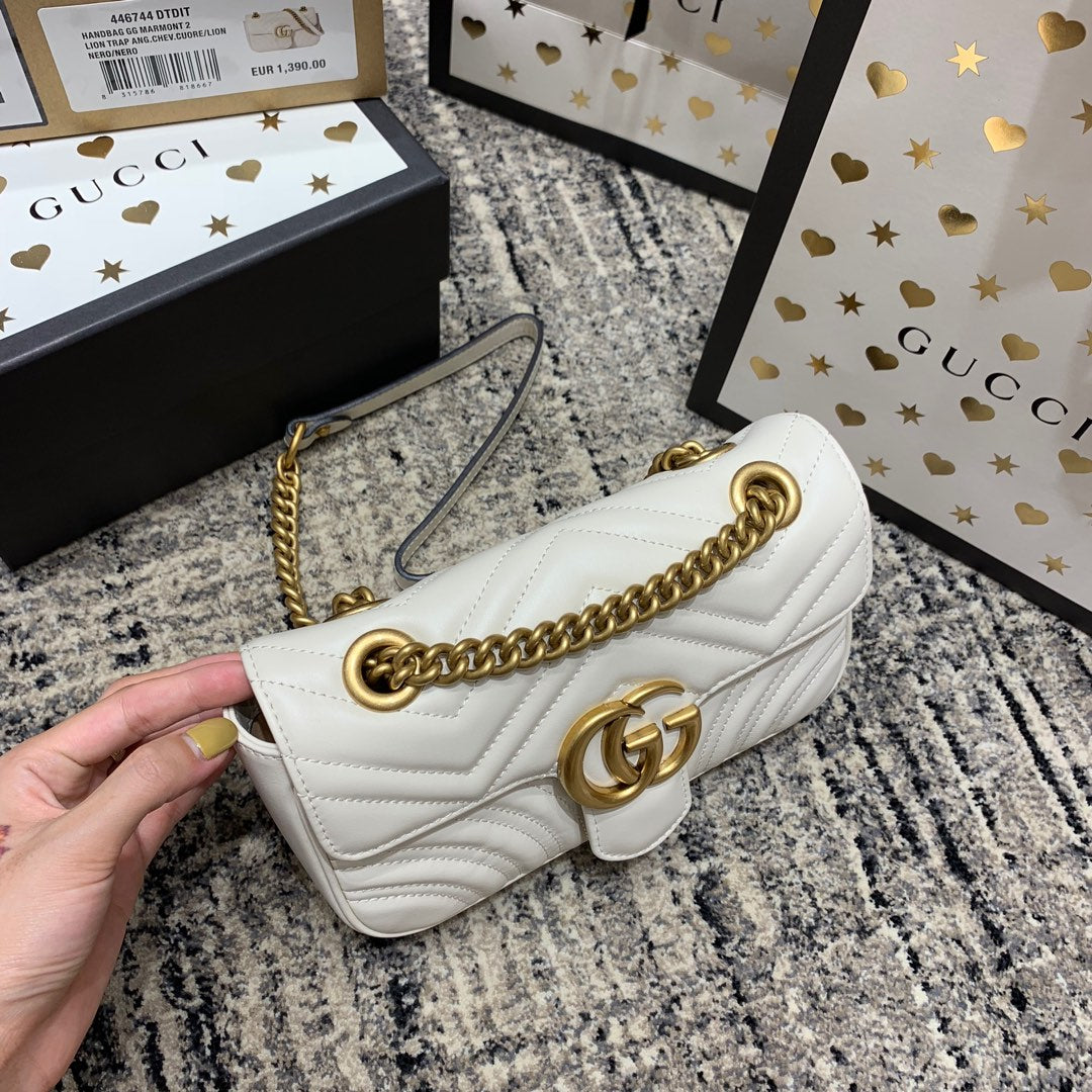 GG Marmont 22cm White Calfskin Gold Hardware Amelia Amelia