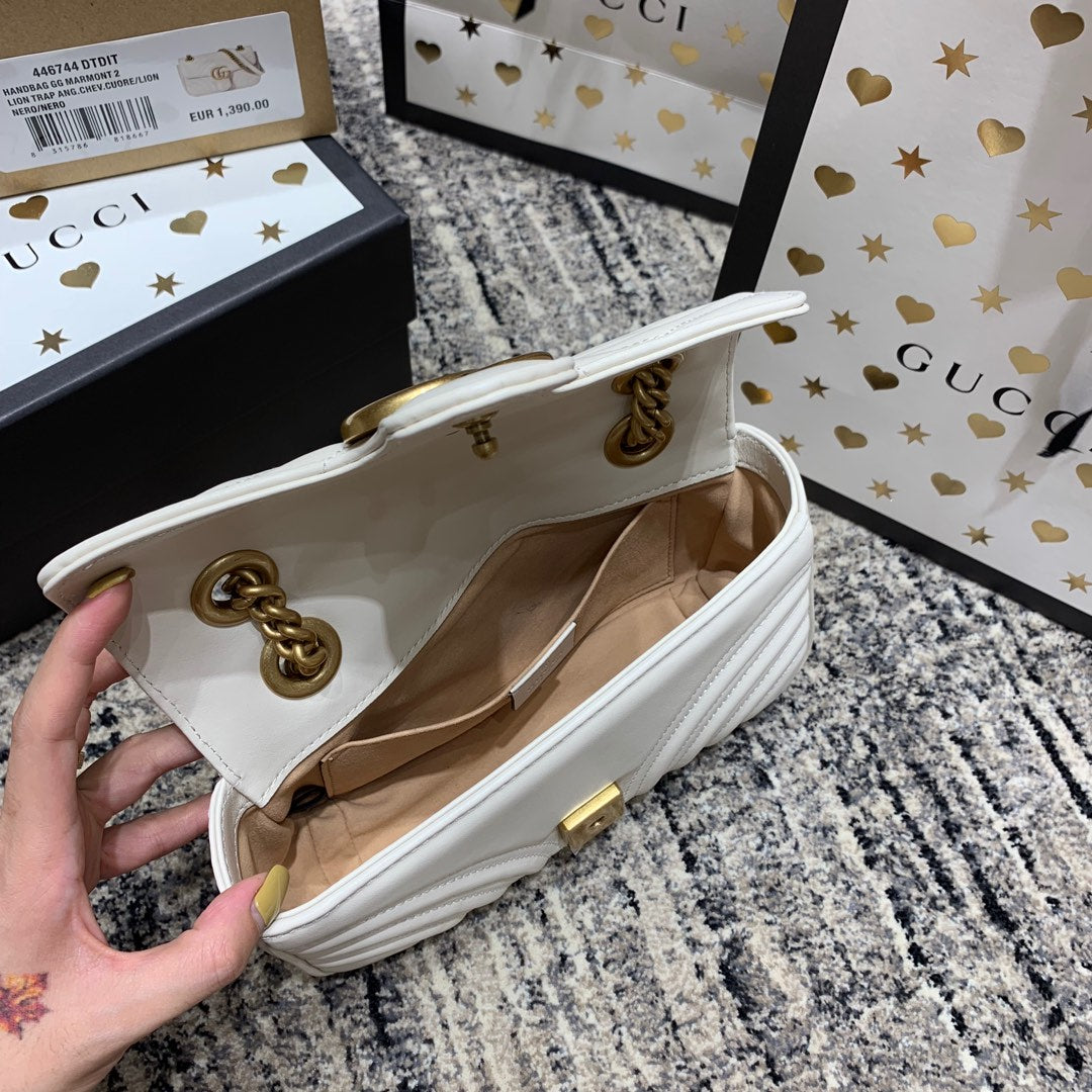 GG Marmont 22cm White Calfskin Gold Hardware Amelia