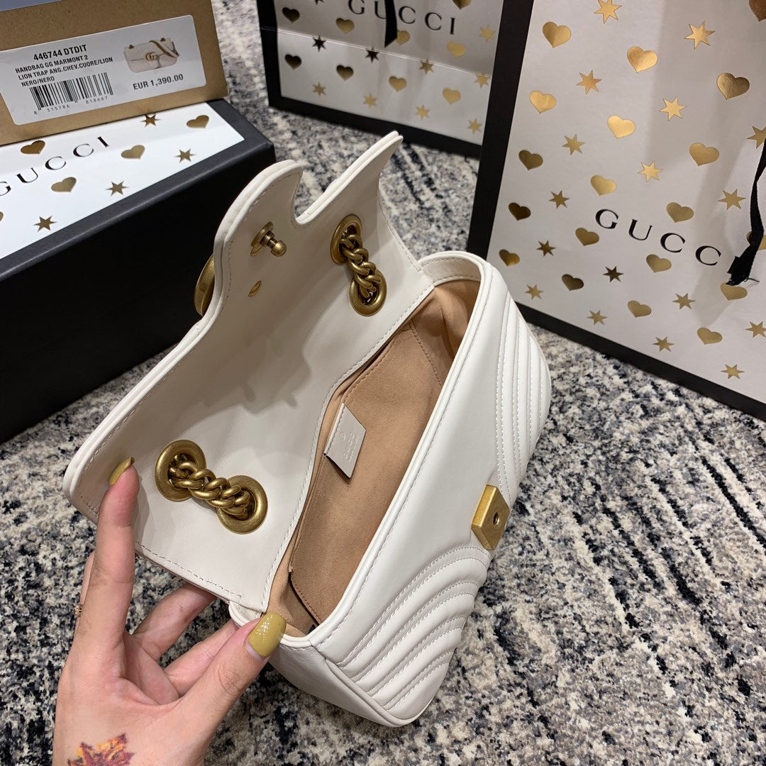 GG Marmont 22cm White Calfskin Gold Hardware Amelia Amelia