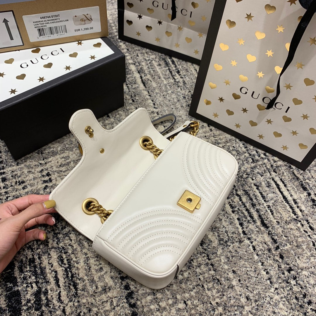 GG Marmont 22cm White Calfskin Gold Hardware Amelia Amelia