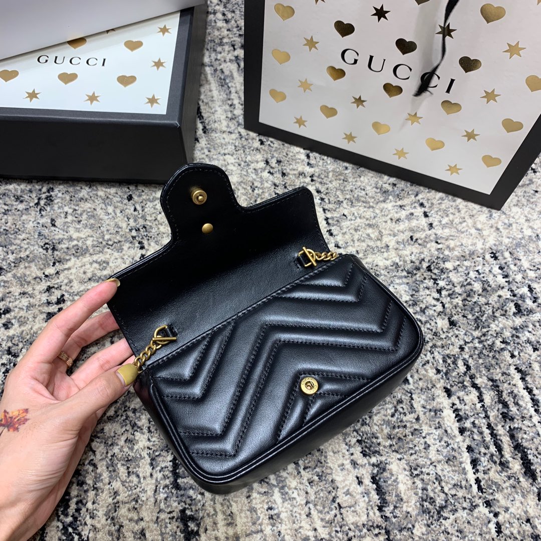 GG Marmont Mini 16.5cm Black Calfskin Gold Hardware Amelia
