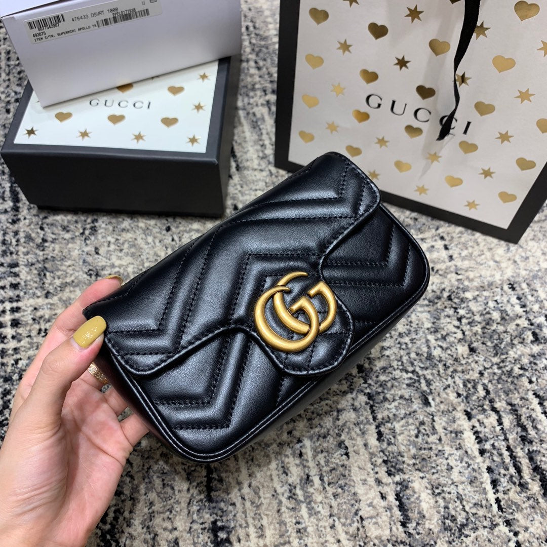 GG Marmont Mini 16.5cm Black Calfskin Gold Hardware Amelia