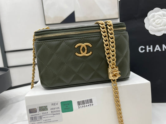 CHL - Small Vanity Case Emerald Green For Women Bags 5.9in/15cm