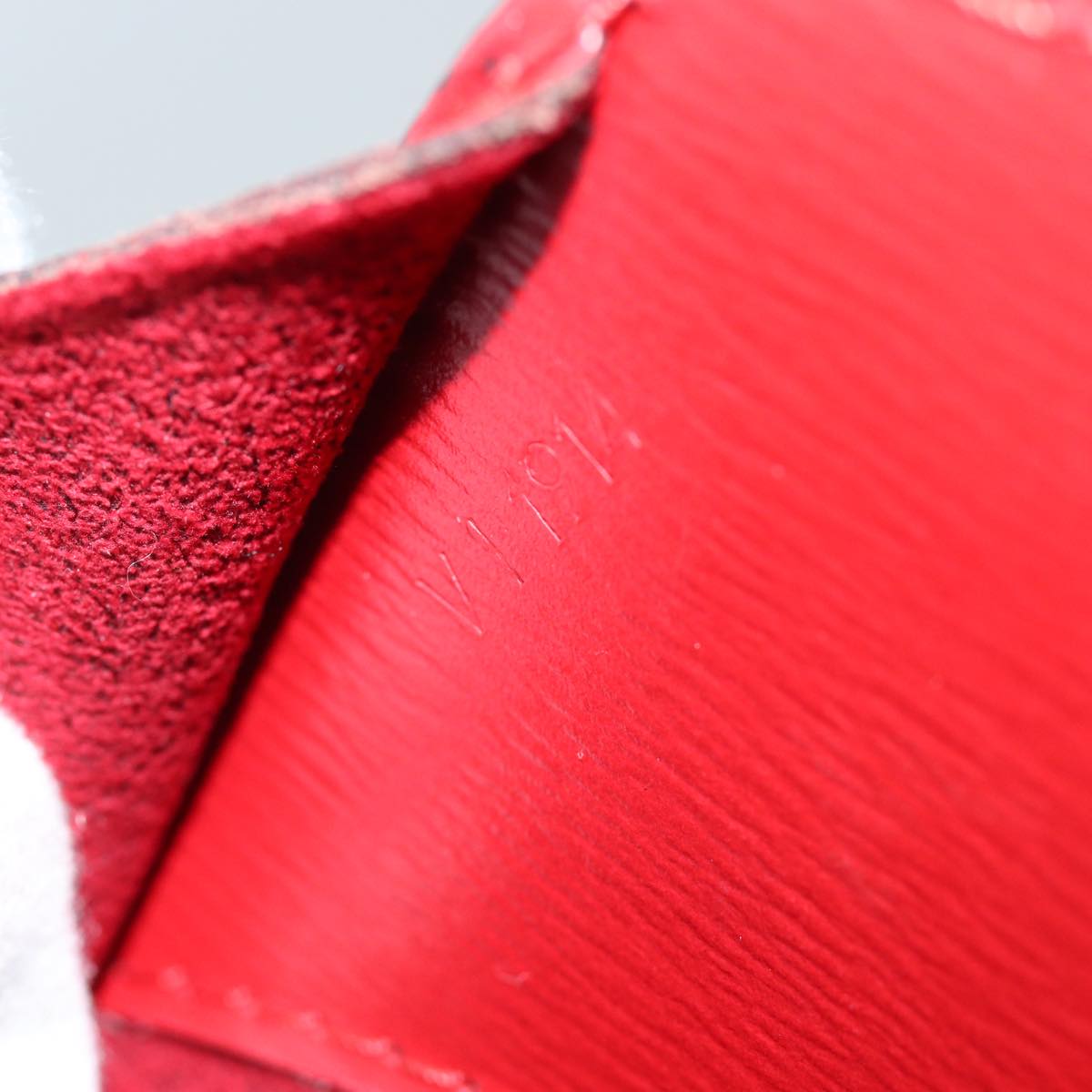 LOUIS VUITTON Epi Cluny Shoulder Bag Red M52257 LV Auth yk12618