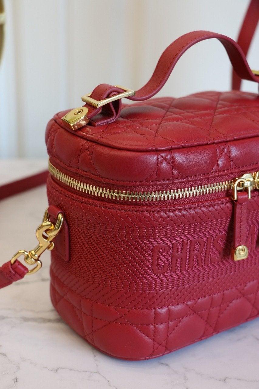SMALL TRAVEL VANITY RED LAMBSKIN Amelia