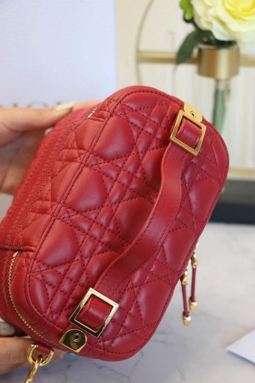 SMALL TRAVEL VANITY RED LAMBSKIN Amelia